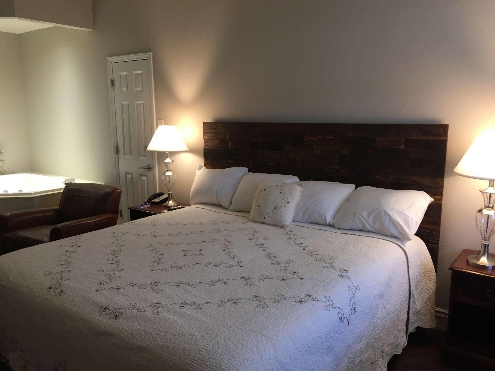 Pinemark Inn Suites Events Saint Clair Eksteriør bilde